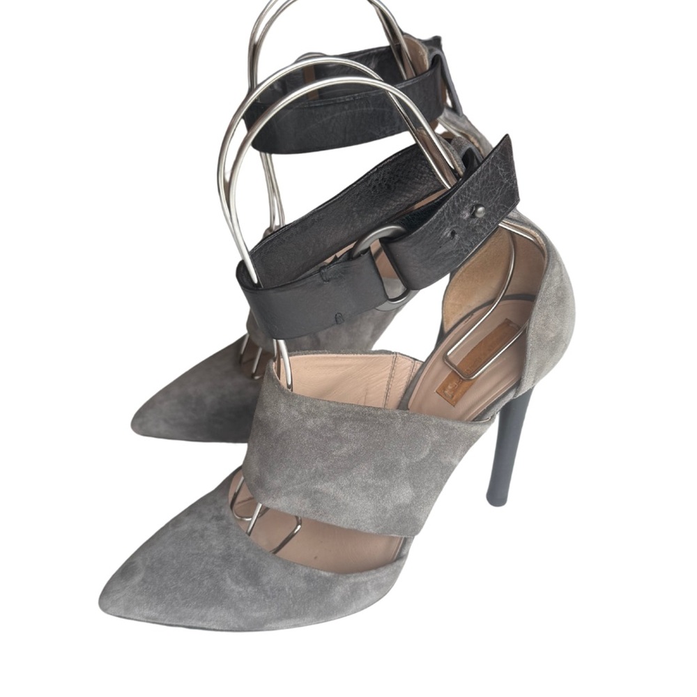 Reed Karkoff Suede D’Orsay heels women’s size 8.5 gray